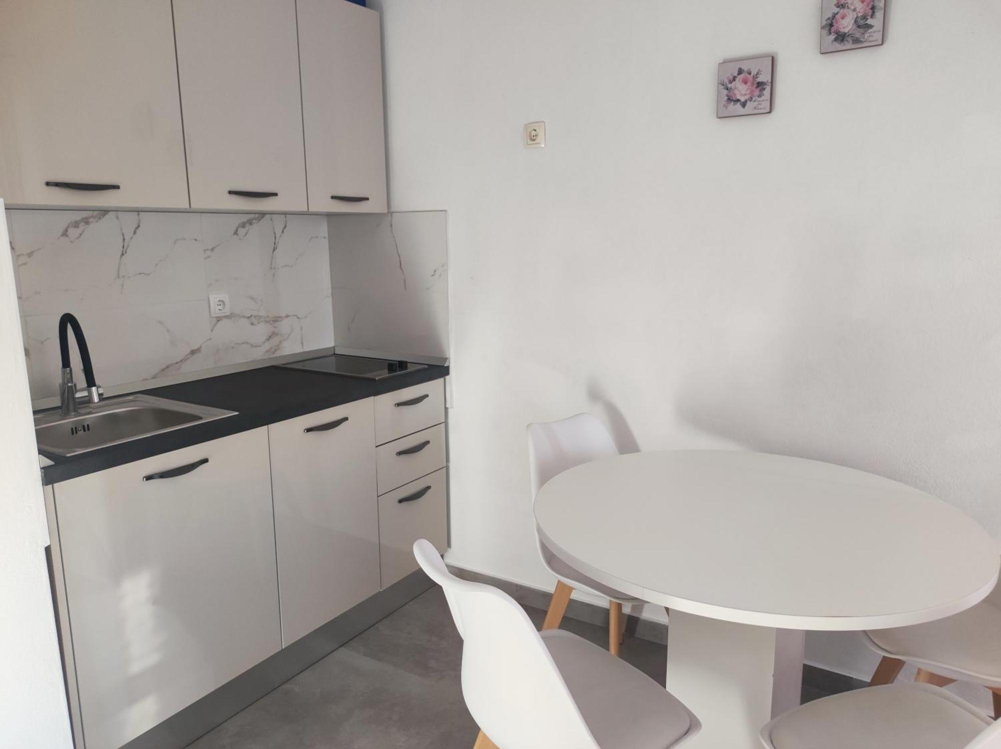 Apartments Kampor Damira 라브 외부 사진
