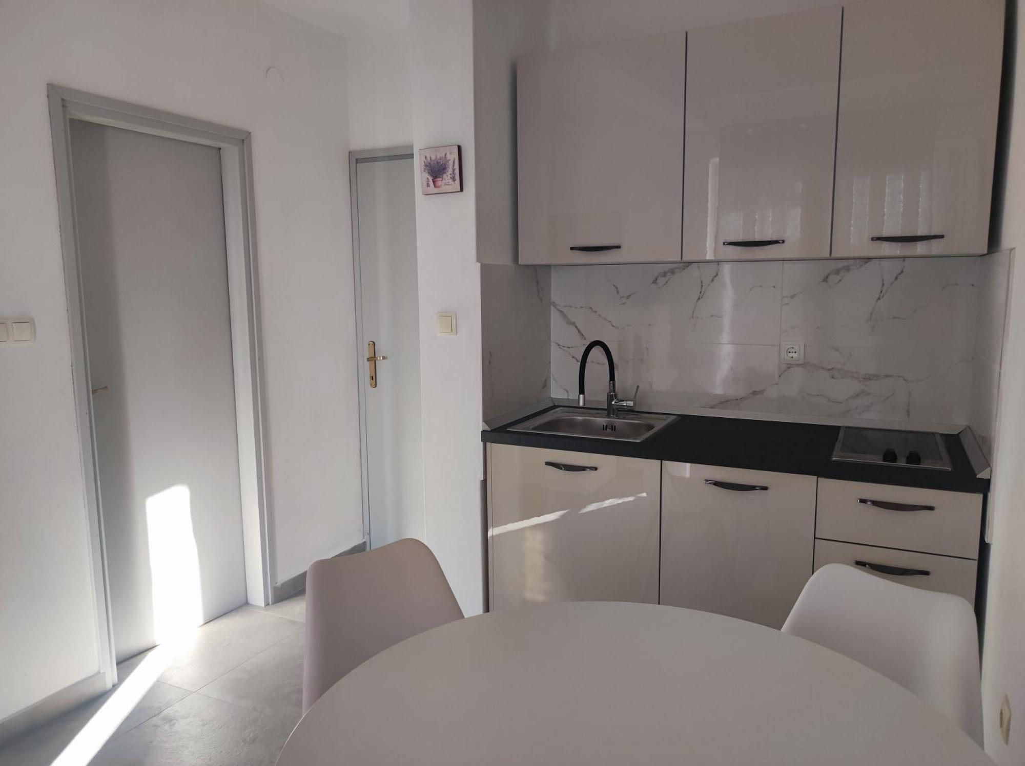 Apartments Kampor Damira 라브 객실 사진