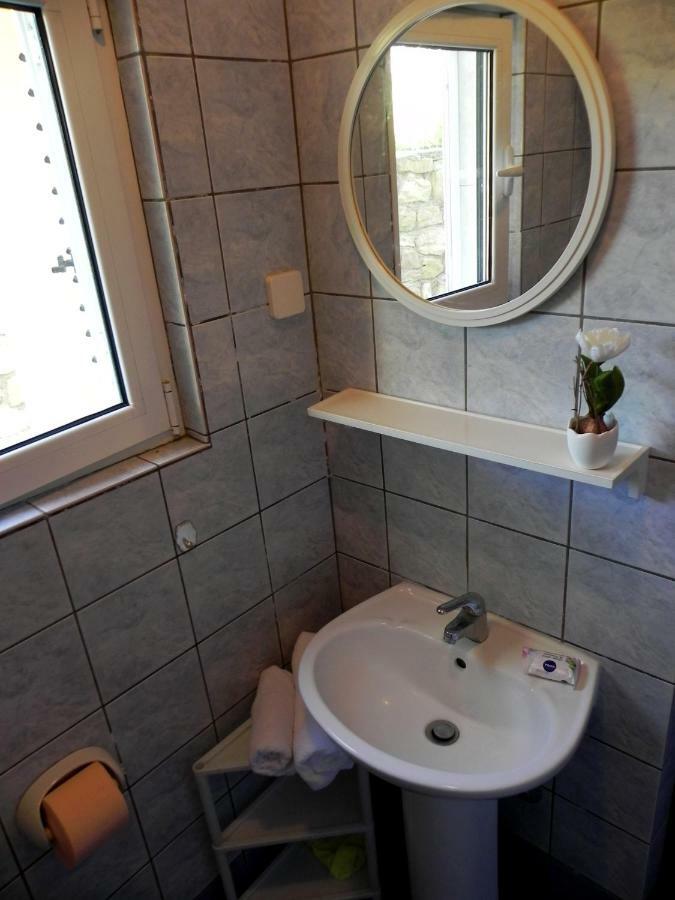 Apartments Kampor Damira 라브 외부 사진